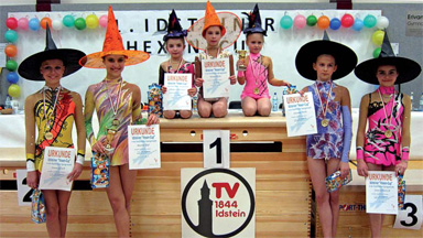 Gruppenfoto unserer erfolgreichen Gymnastinnen