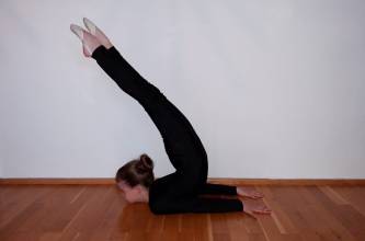 Heimtraining, Abteilung RSG: Liana (9 Jahre). Macht das mal nach! | (c) Familie Sakschewski