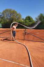 Vereinsarbeit, Ehrenamtliche bei der Instantsetzunung unserer Zisterne auf dem Tennisgelände | (c) Johannes Winkler