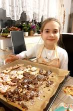 Kreatives, Abteilung RSG: Margarita (8 Jahre) - Was für tolle Plätzchen. | (c) Familie Zimpel